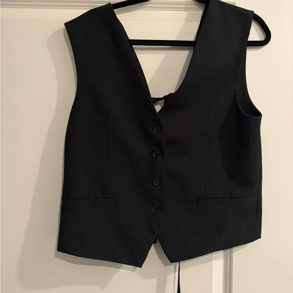 Black Button-Up Open Back Vest